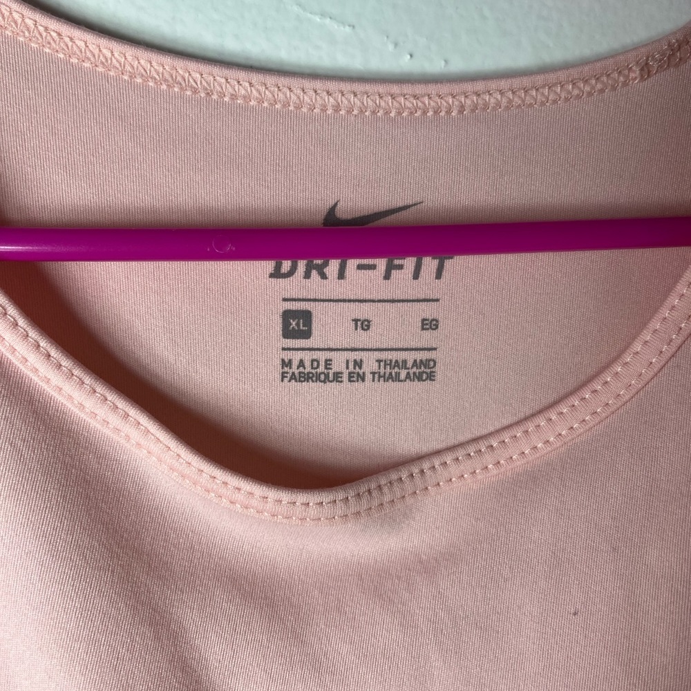 Nike Dri-FIT Tank Top XL Pink Meshed sleeves active wear top - Picture 3 of 5